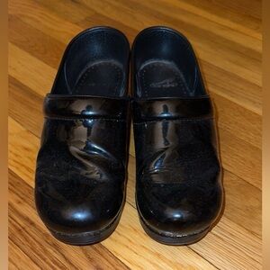 Black Dansko Clog